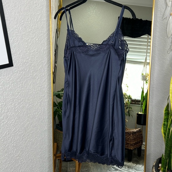 House of CB 'Soraya' Navy Satin Slip Dress NWOT - Picture 8 of 11